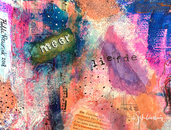 foto van een kleurrijke mixed media collage